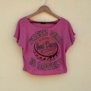 Tres Bien Printed T Shirt in Pink Size S